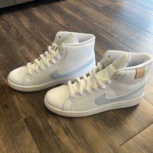 High Top Nikes
